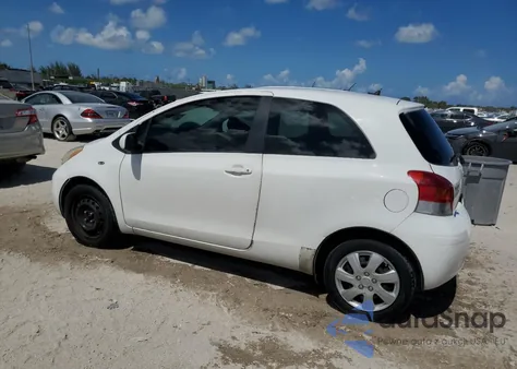 2010 Toyota Yaris z USA, uszkodzony, nr VIN JTDJT4K30A5303424